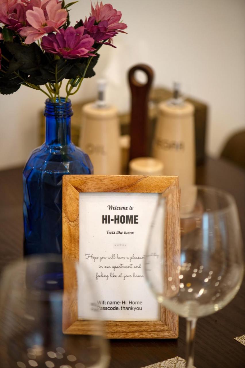 Hi-Home Suites - Vinhomes Metropolis Ханой Экстерьер фото