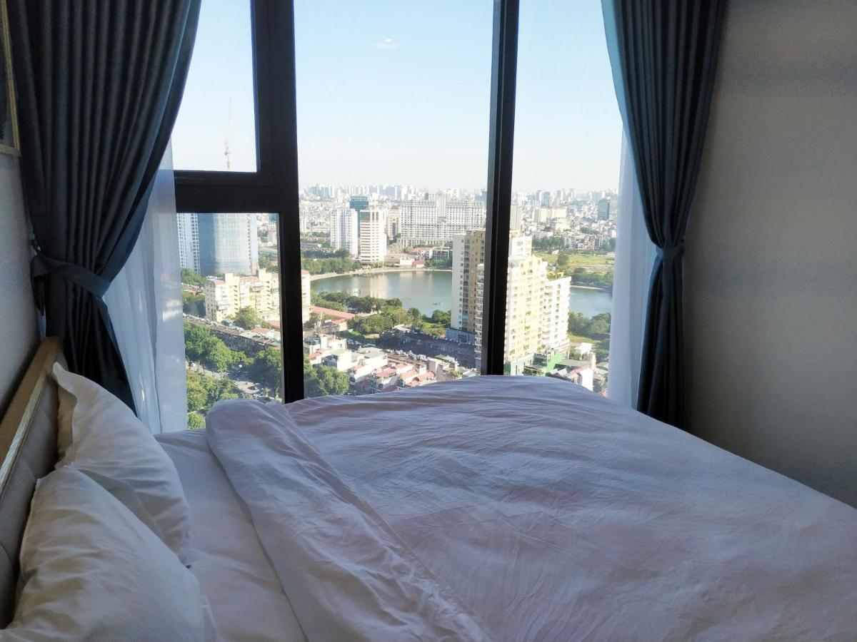 Hi-Home Suites - Vinhomes Metropolis Ханой Экстерьер фото