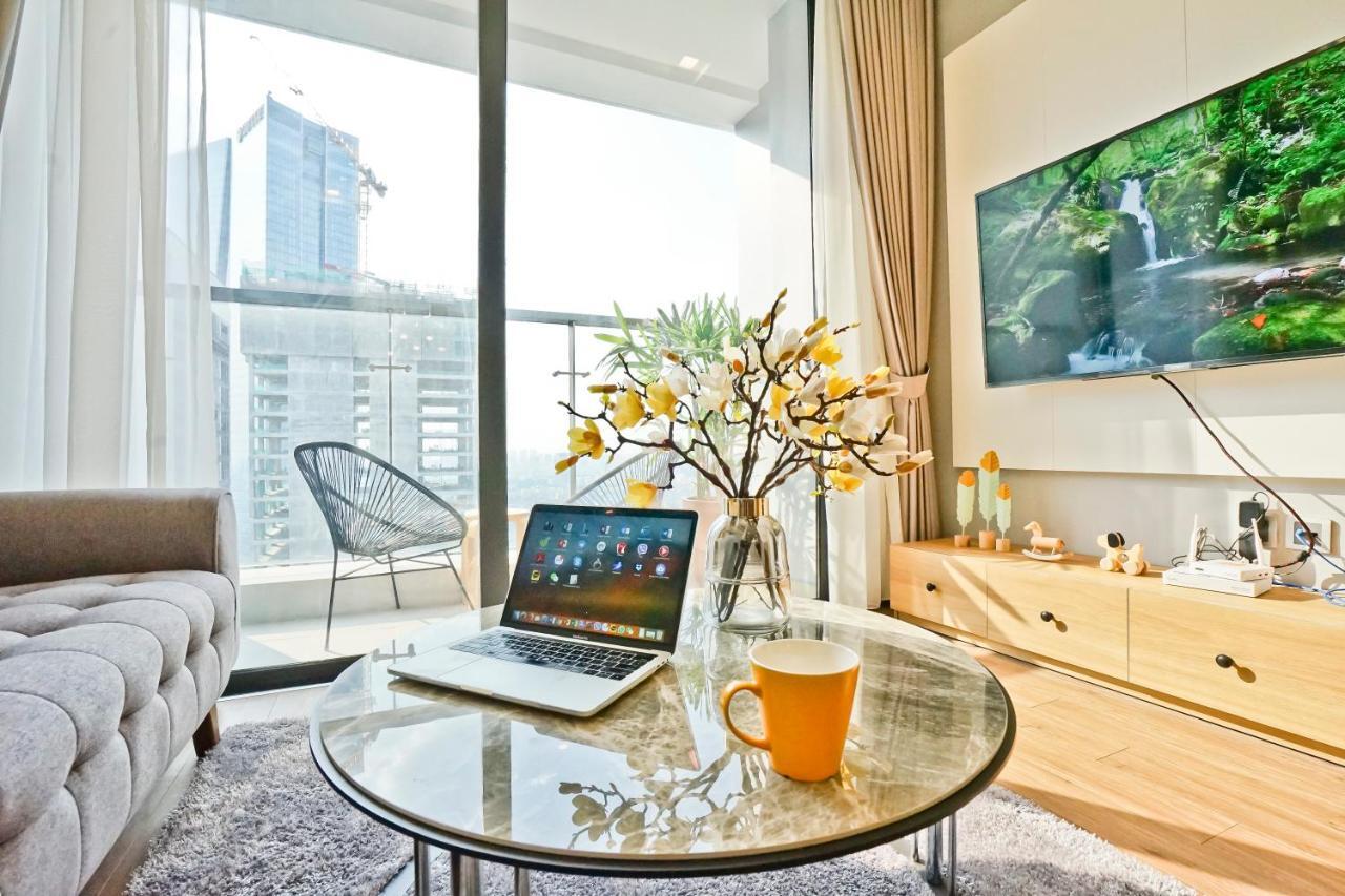 Hi-Home Suites - Vinhomes Metropolis Ханой Экстерьер фото