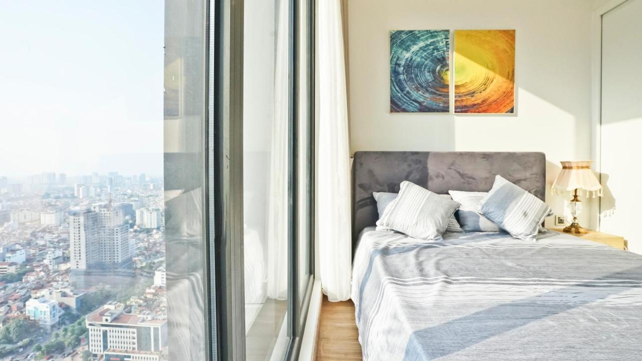 Hi-Home Suites - Vinhomes Metropolis Ханой Экстерьер фото